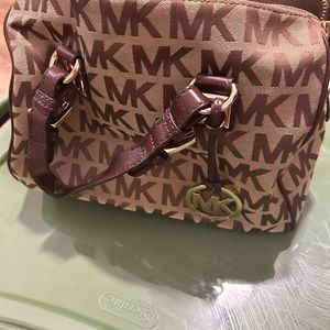 Micheal kors bag